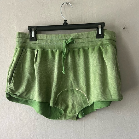 Free People Intimately Green Soft High Waisted Shorts Size XS - Picture 1 of 6